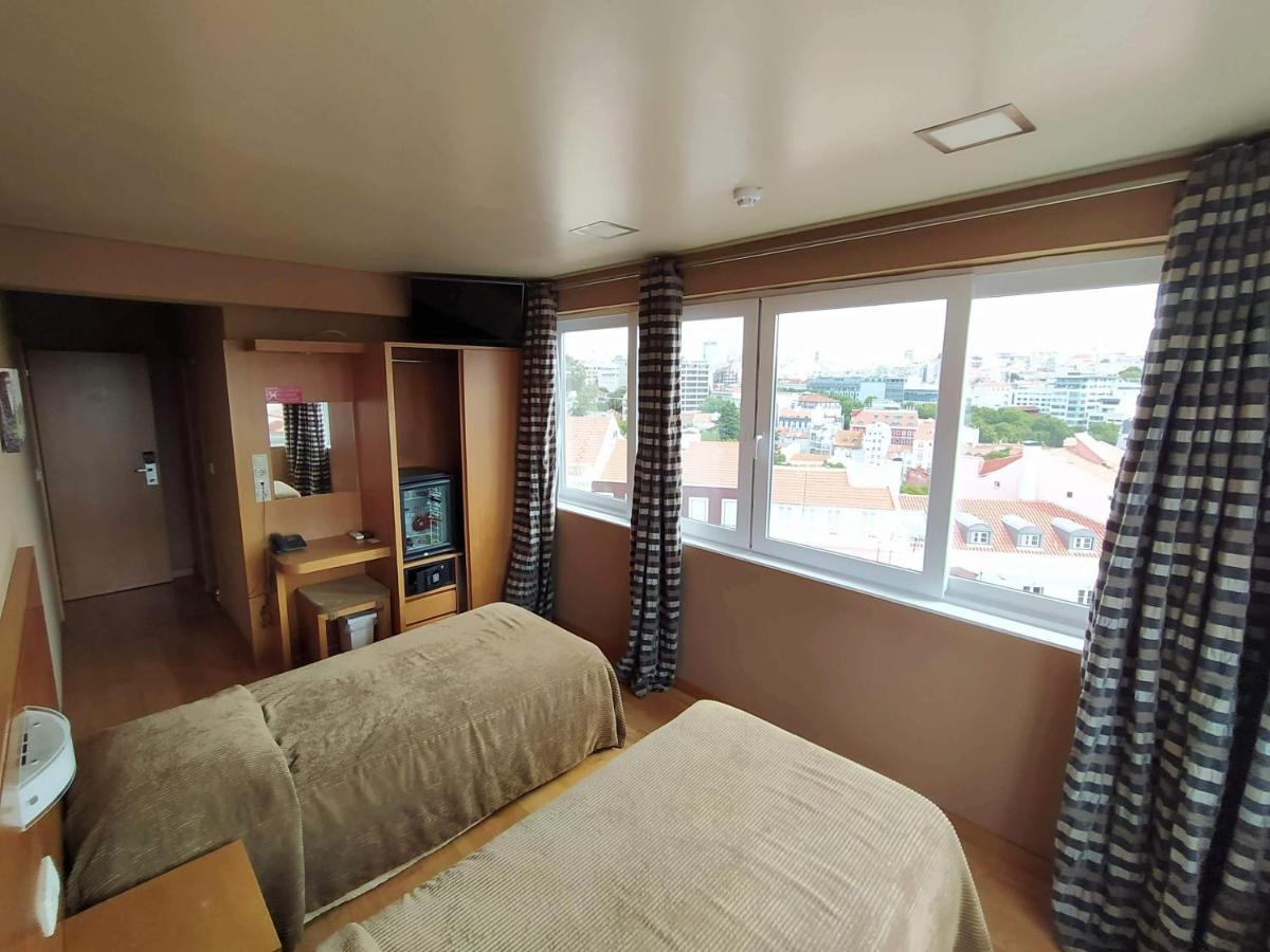 Twin Room,1012383109:JPEG